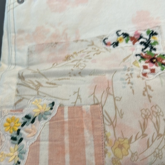 EUC We The Free • Love Alive Boyfriend Jeans Floral embroidered Painter Pant 27 - Picture 6 of 13